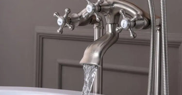 The 7 Best Vintage Clawfoot Tub Faucet Designs