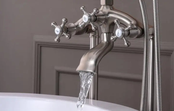 The 7 Best Vintage Clawfoot Tub Faucet Designs Luxury Freestanding Tubs