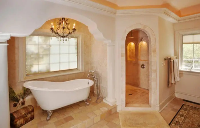 Bathroom with Slipper Clawfoot Tub in Alcove