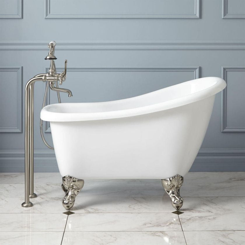 Clawfoot tubs
