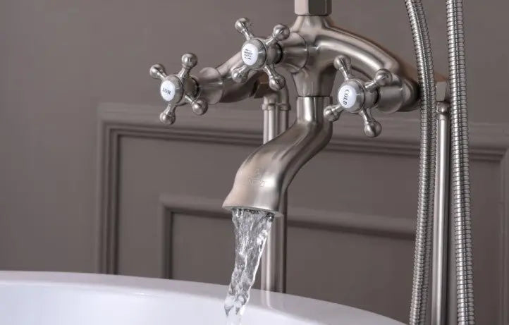The 7 Best Vintage Clawfoot Tub Faucet Designs