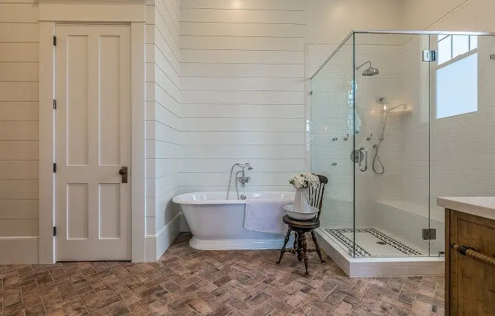 10 Modern Freestanding Tubs for Farmhouse Chic Bathrooms