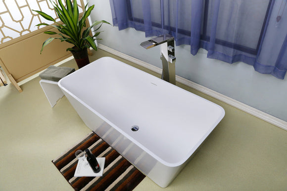 Freestanding Tub with Center Drain