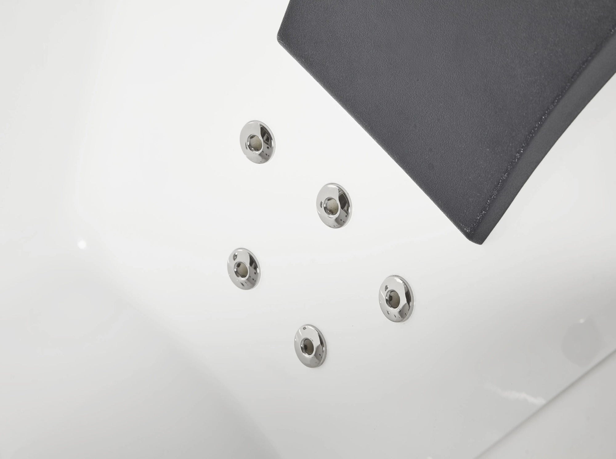 EAGO AM154ETL-L6 6 ft Acrylic White Rectangular Whirlpool Tub With Fixtures Alfi Trade Inc