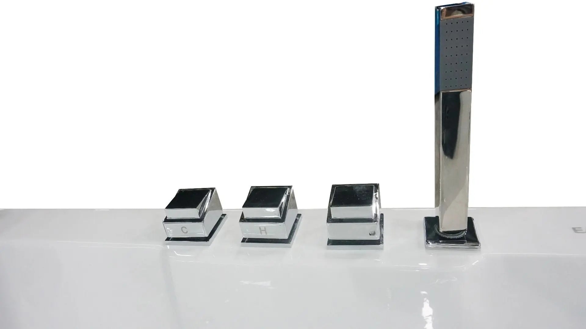 EAGO AM156ETL 5 ft Clear Corner Acrylic Whirlpool Bathtub for Two