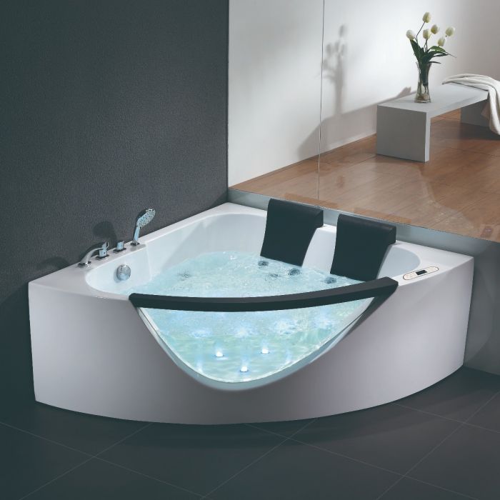 High-end villa home adult large glass Jacuzzi couples double fun bath  triangle bathtub